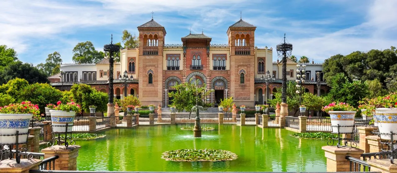 Días 1–4 · La capital del sur