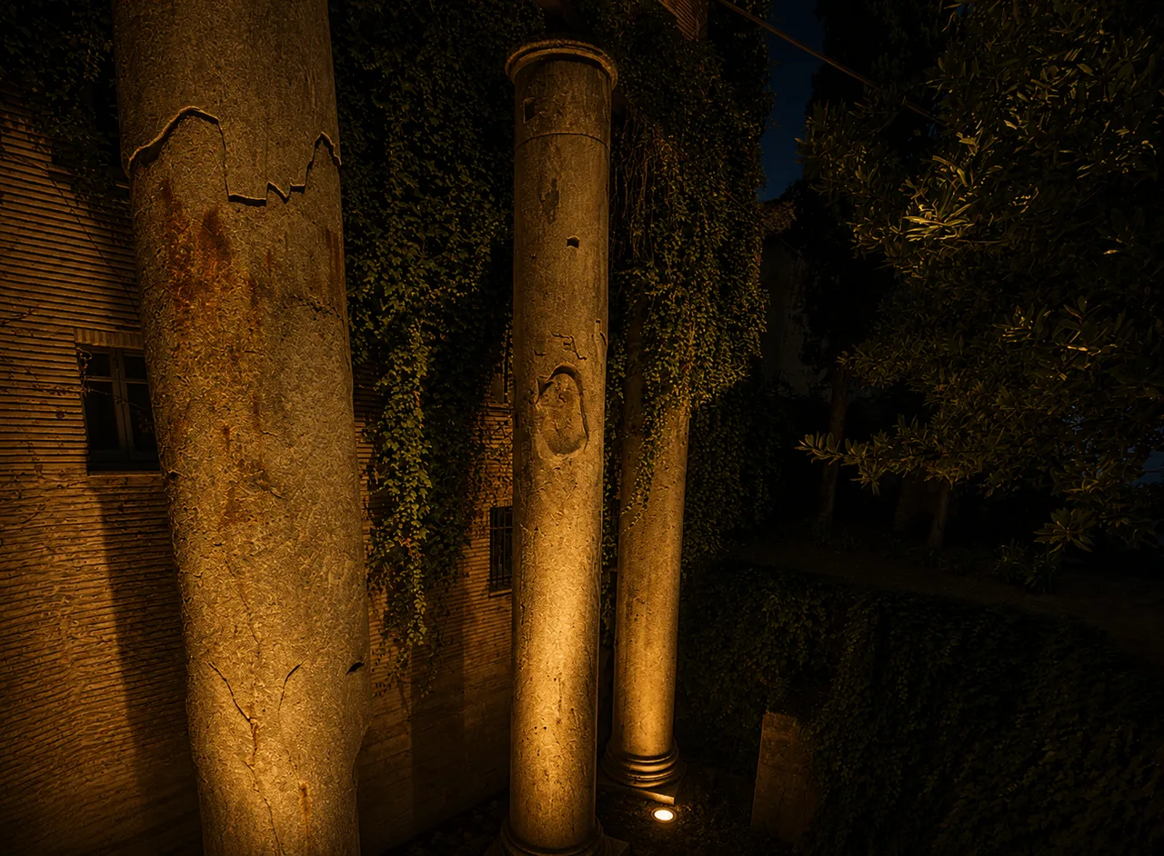 Templo romano de la Calle Mármoles, Sevilla